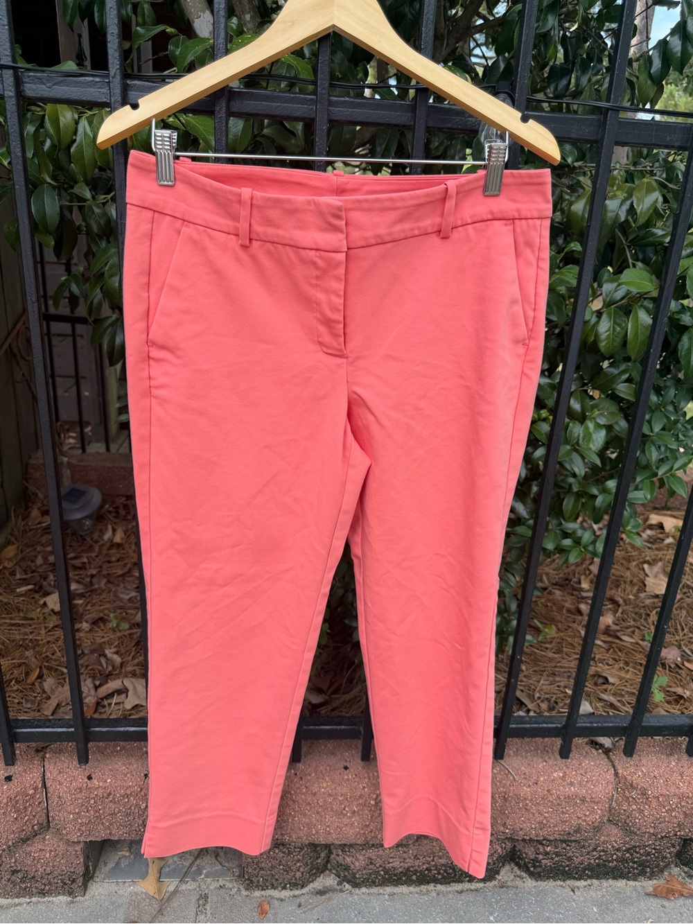 Chico's Coral Cropped Slim Ankle Pants Size 0.5